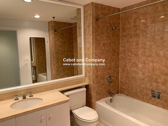 416 Commonwealth Ave #414 — Photo 8