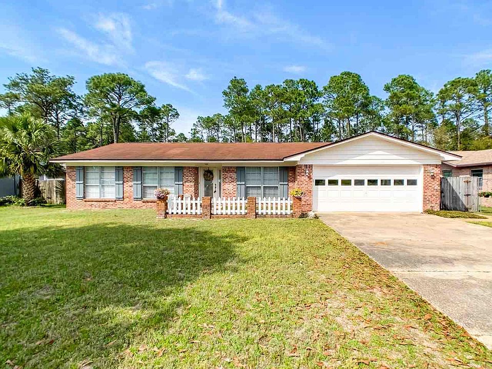 1st image of 11932 Longwood Dr