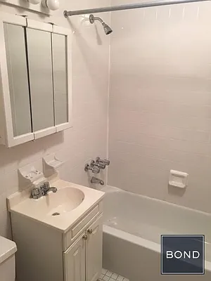 Rented by Bond New York | media 15