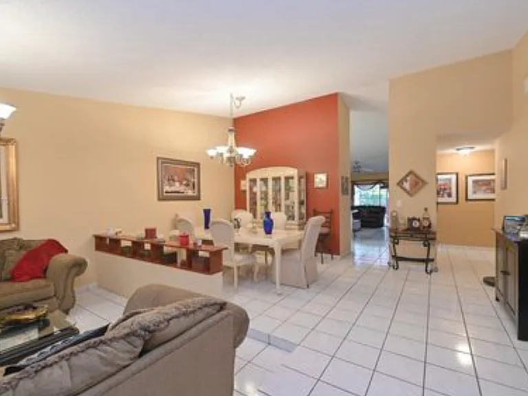 6361 SW 149th Ct — Photo 3