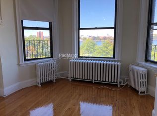 33 Bay State Rd, Quincy, MA 02171