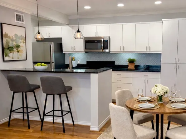 4122 Travis St Unit 13 A, Dallas, TX 75204