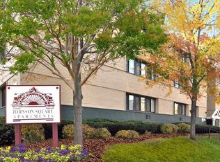 833 N 24th St #304, Milwaukee, WI 53233