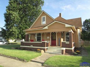 1315 Maple Ave, Terre Haute, IN 47804