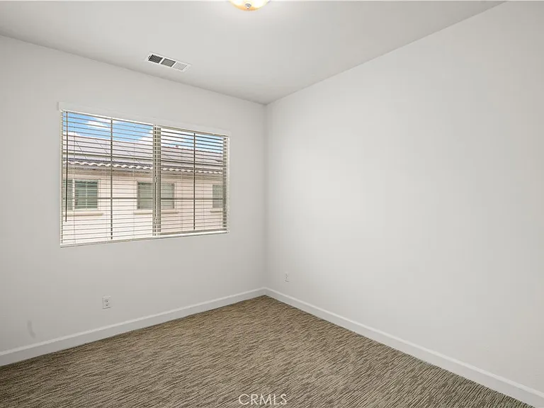 398 Sunrise Ln — Photo 13