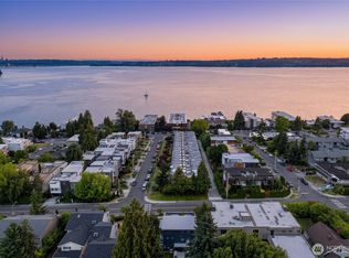 6304 Lakeview Drive, Kirkland, WA 98033