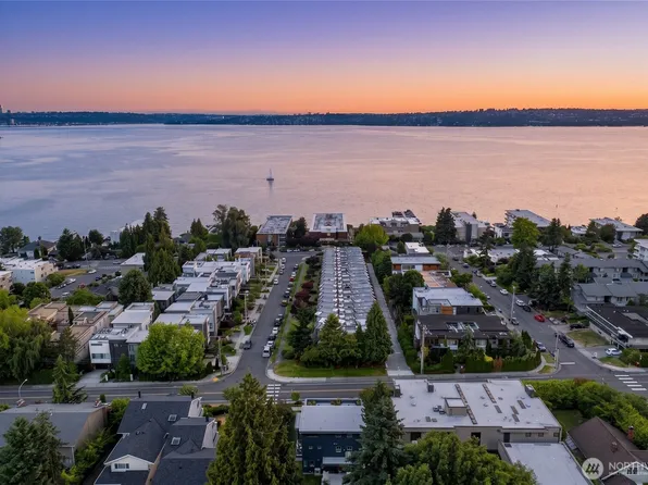 6304 Lakeview Drive, Kirkland, WA 98033