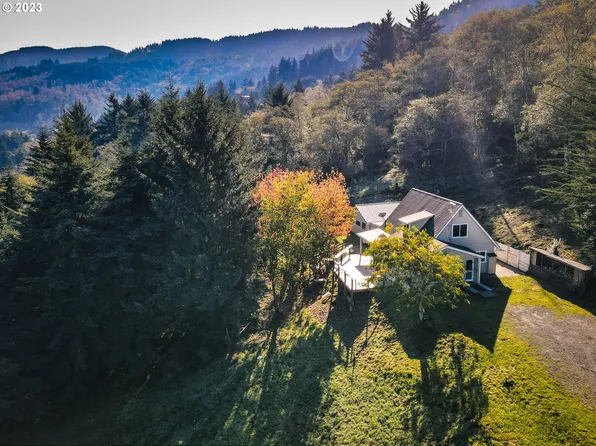 47806 Grouse Ln, Langlois, OR 97450