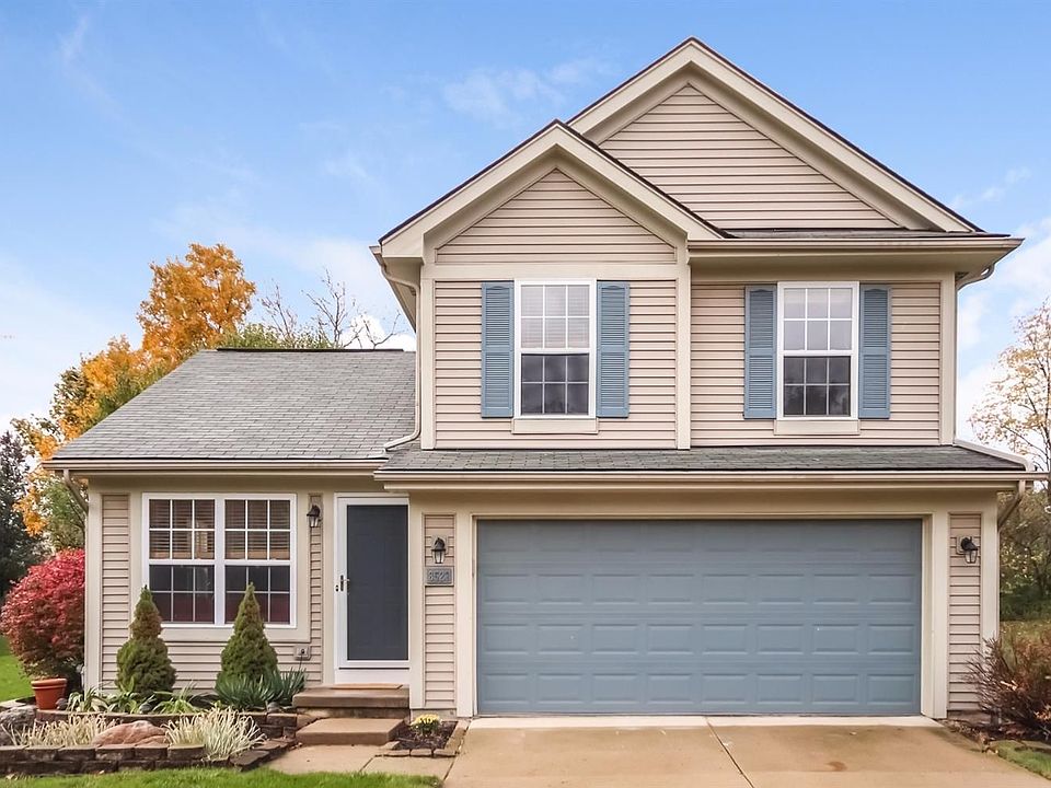 1st image of 8523 Barrington Dr #25