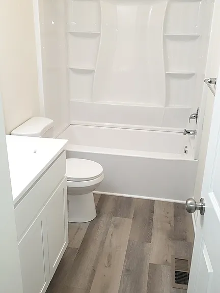 17 Bridle Path — Photo 15