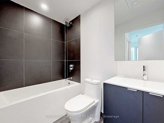 5th image of 20 Edward St #1808