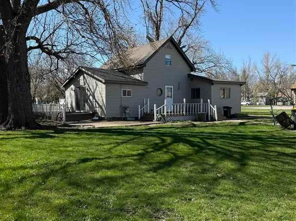 301 5th Ave SE, Mapleton, MN 56065