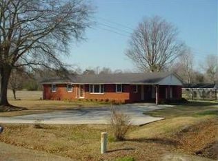 3912 S Nc Highway 11, Wallace, NC 28466