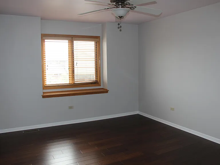 7810 Brookside Glen Dr — Photo 31