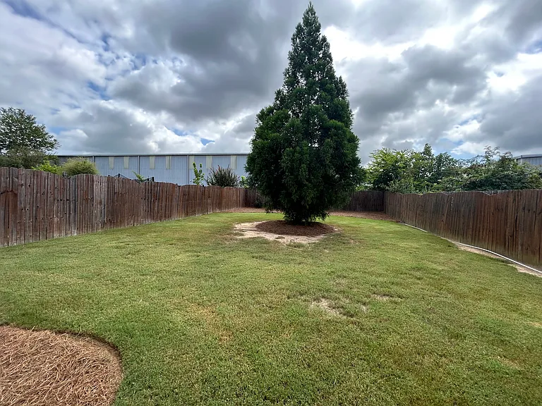 1108 Washington Dr — Photo 9