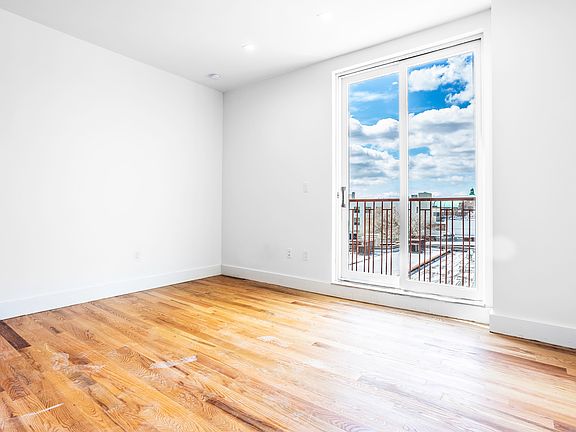 5th image of 2178 Bergen Ave #3B