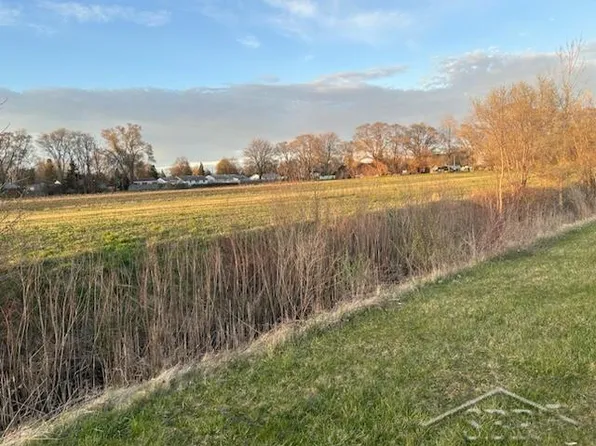 4109 N Michigan Ave, Saginaw, MI 48604