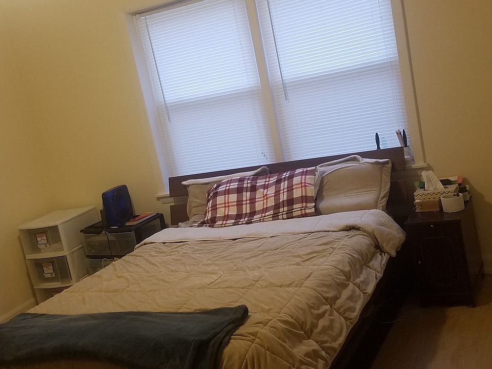 2nd image of 700 E Henry Clay St APT 5