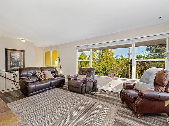 5th image of 564 Cribbs Rd