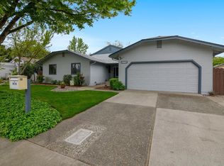 3705 Northampton Ln, Modesto, CA 95356