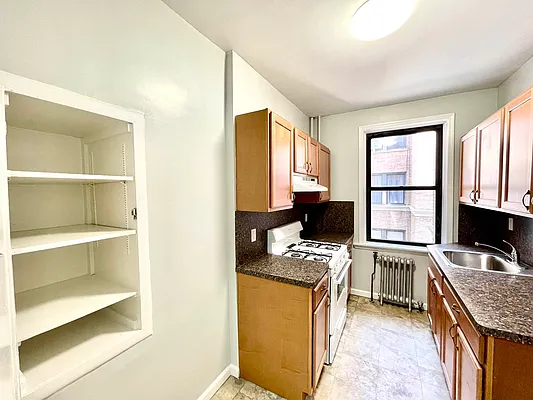 Rented by Pear NYC LLC | media 10