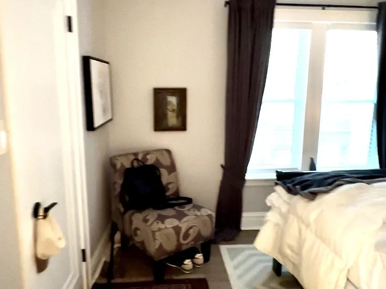 1354 W Carmen Ave #1F — Photo 28