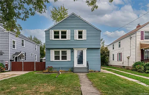 123 Kimberly Ave #LOWER Photo 1 123 Kimberly Ave #LOWER Photo 1