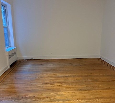 2nd image of 27 E 94th St APT 3C
