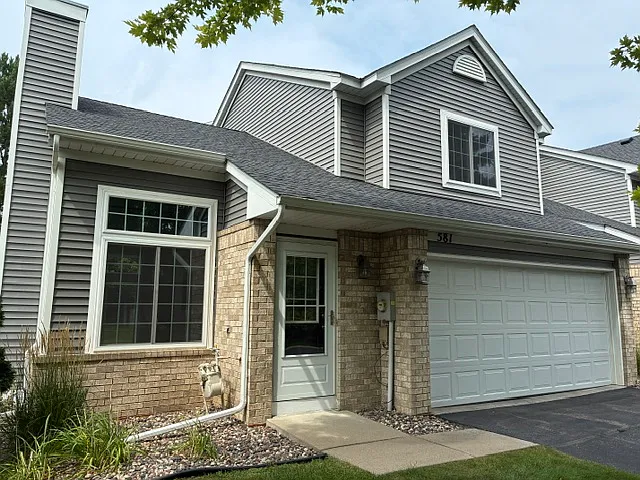 581 Mission Hills Dr — Photo 1