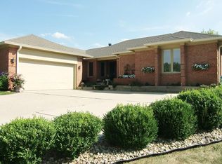 3993 Woodmore Dr, Greenwood, IN 46142