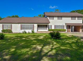418 S Urbanec St, East Bernard, TX 77435