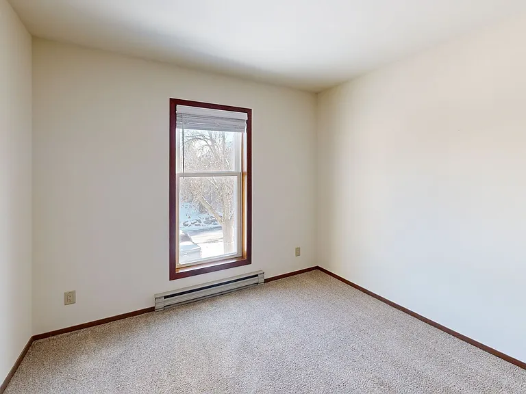High Point Commons Apartments — Photo 19