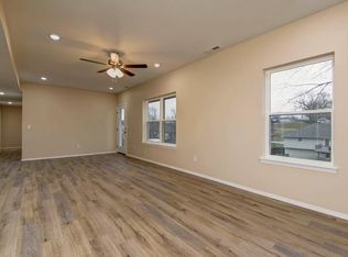 4365 N Toby Ave, Springfield, MO 65803