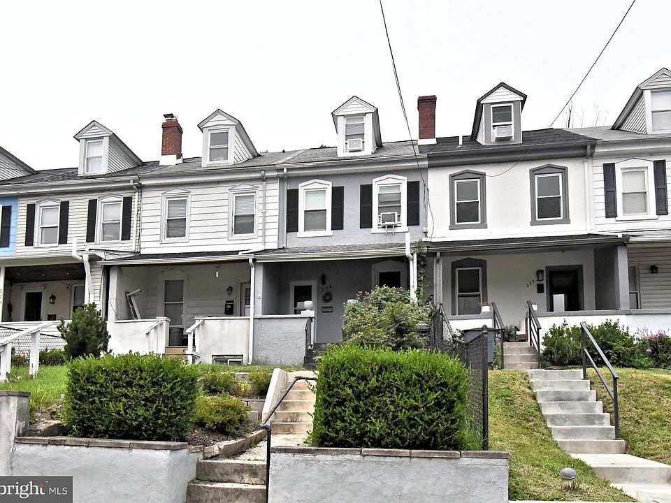 1st image of 224 Brittmoir Ave