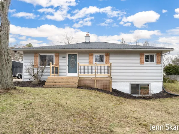 5895 Ethelwin Ave NE, Belmont, MI 49306