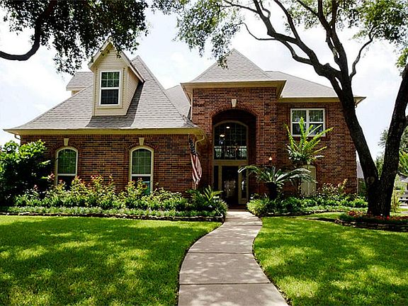 2nd image of 3907 Colony Oaks Dr