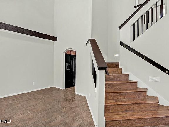 5th image of 1405 Fito Hernandez St