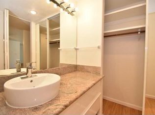 399 Stratford Ct, Del Mar, CA 92014