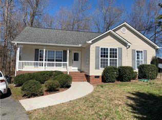 207 Cushwa Ct, Thomasville, NC 27360