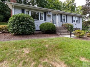 40 Daniel Rd, Bristol, CT 06010