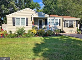 5625 Dartmouth St, Churchton, MD 20733