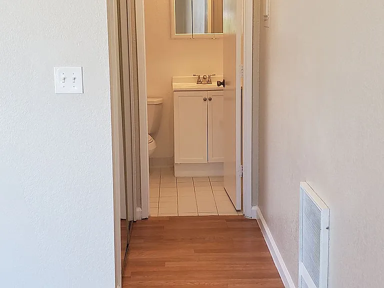 All Single Story Apartment Community — Photo 17