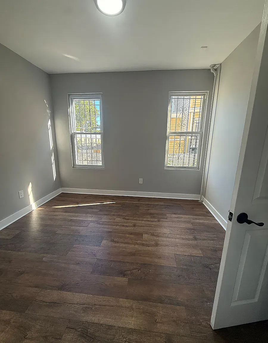 3 bed, $2,350 — Photo 3