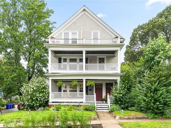 44-46 Huxley Ave, Providence, RI 02908