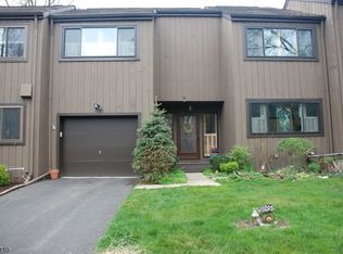 16 Beech Ln, Morristown, NJ 07960