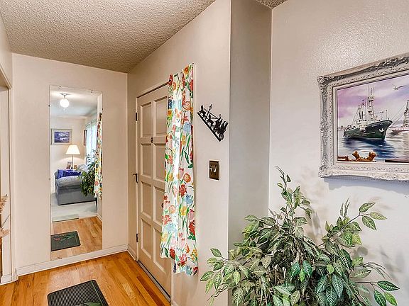 4th image of 9288 E Nassau Ave
