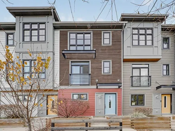 260 E Walden Path SE, Calgary, AB T2X 4C4