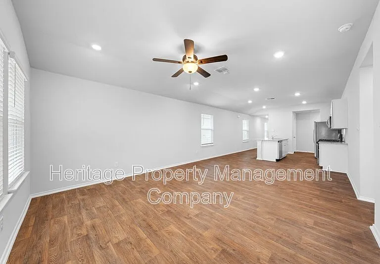 4522 Meerkat Dr — Photo 12