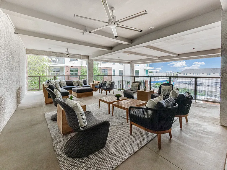 24Eleven Washington — Photo 26