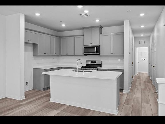 3rd image of 3905 E Coronado Privado